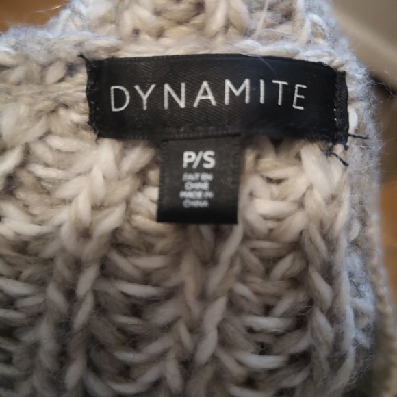 Dynamite long sleeve v-neck knit oversize pullover sweater - Picture 7 of 11